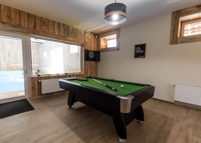 Au P'tit Tcheste Hébergement de vacances *