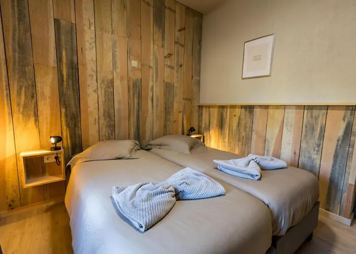 Au P'tit Tcheste Hébergement de vacances *