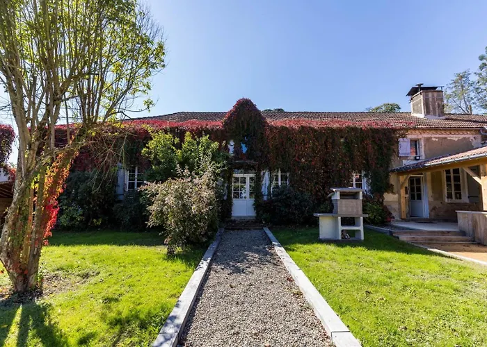 Hébergement de vacances Au P'tit Tcheste *